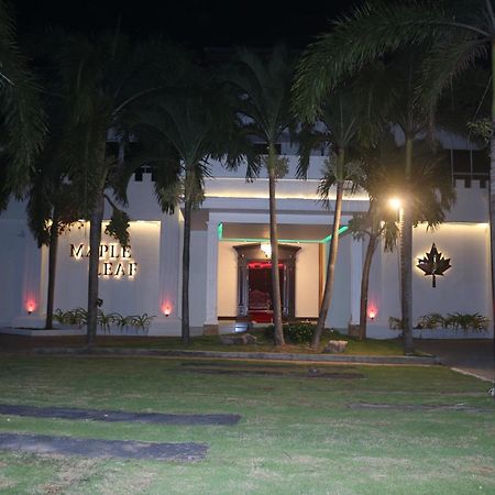 Maple Leaf Hotel Negombo Ngoại thất bức ảnh