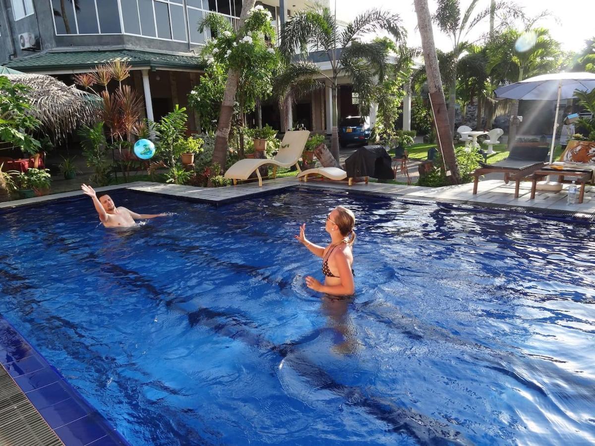 Maple Leaf Hotel Negombo Ngoại thất bức ảnh